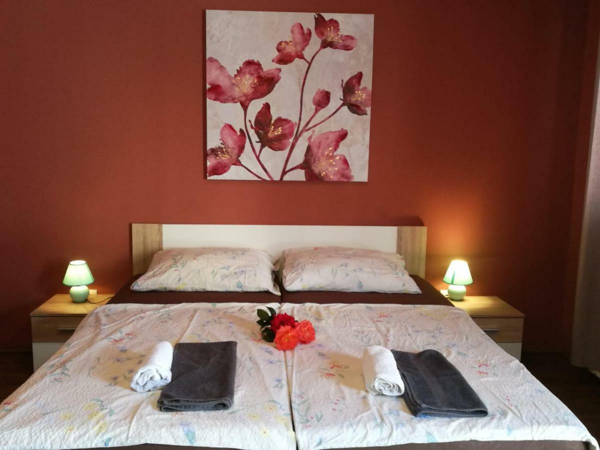 City Break Rooms Zagreb Ngoại thất bức ảnh