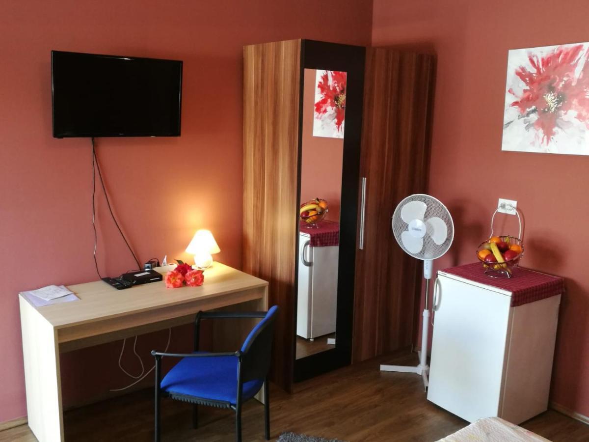 City Break Rooms Zagreb Ngoại thất bức ảnh